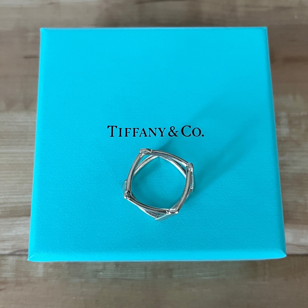 Like New Tiffany & Co. Frank Gehry Torque Open Ring